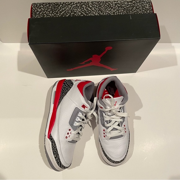 Nike Air Jordan 3 Retro ‘Fire Red’ 2022 GradeSchool Size 7Y - Picture 8 of 15